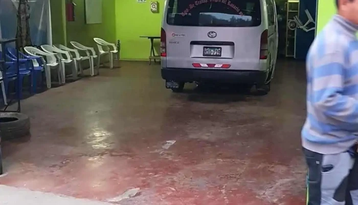 Paradero De Transportes De Moro -  Automovil - Moro