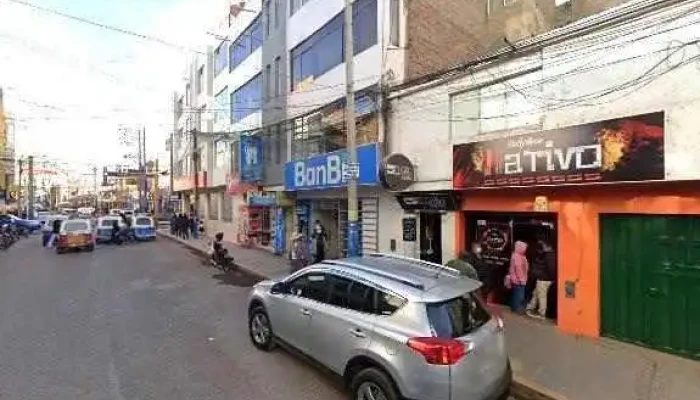 San Roman Farmacia Y Dermocosmetica Zonadeg - Juliaca