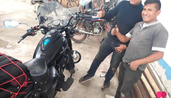 Taller de motos Elvis - Camaná 04450