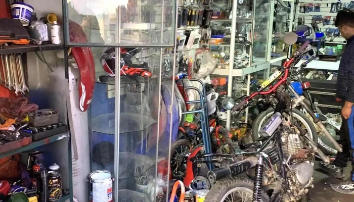 Taller de motos y repuestos Alex - Puno 21001