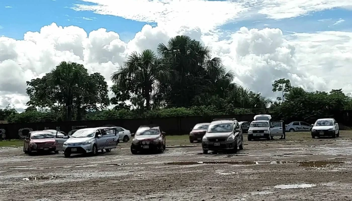 Terminal De Buses -  Parada De Taxis - Aguaytia 25550