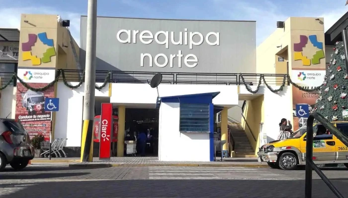 Tour Huamanga -  Videos - Cerro Colorado