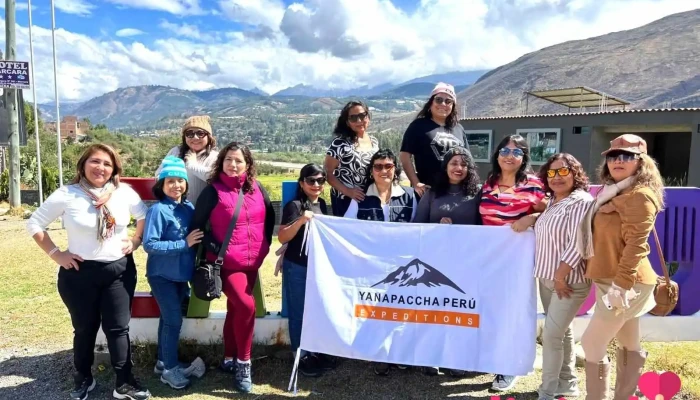 Yanapaccha Peru Expeditions - Huaraz 02000